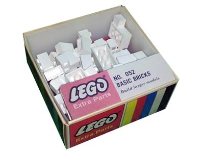 052 LEGO Samsonite 49 White Assorted Basic Bricks thumbnail image