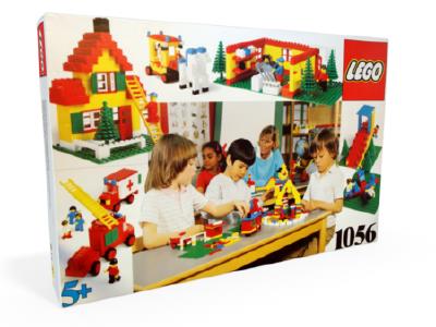 1056 LEGO Dacta Basic School Pack Topical Thematic Work thumbnail image