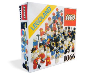 1066 LEGO Dacta Town Little People with Accessories thumbnail image