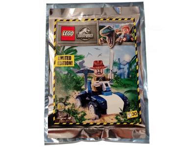122116 LEGO Jurassic World Sinjin Prescott and Buggy thumbnail image