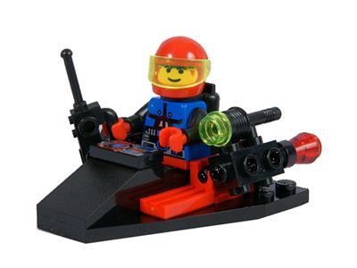 1714 LEGO Spyrius Surveillance Scooter thumbnail image