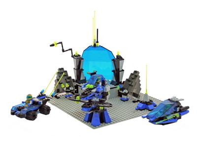 1793 LEGO Unitron Space Station Zenon thumbnail image