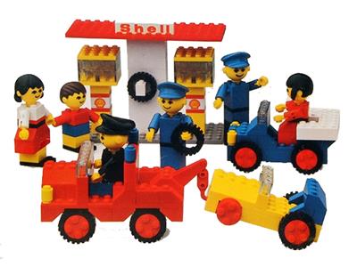 217 LEGO Service Station thumbnail image