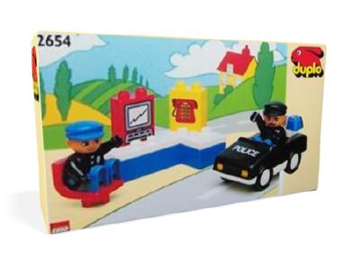 2654 LEGO Duplo Police Emergency Unit thumbnail image