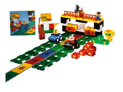 3085 LEGO Duplo Race Action thumbnail image