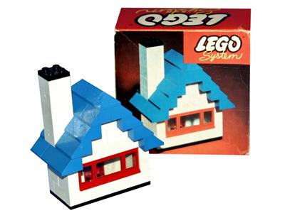326 LEGO Small Cottage thumbnail image