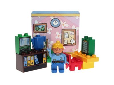 3285 LEGO Bob the Builder Wendy in the Office thumbnail image