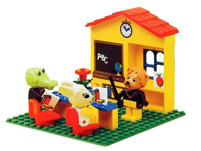 3647 LEGO Fabuland Lionel Lion's Classroom thumbnail image