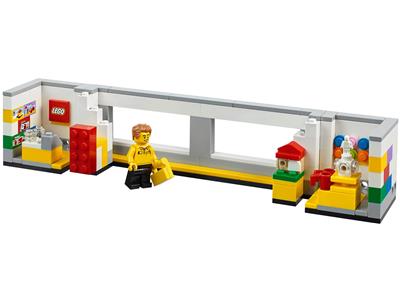 40359 LEGO Store Picture Frame thumbnail image