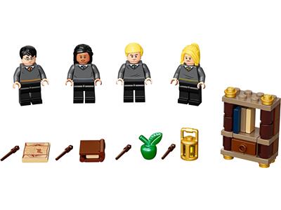 40419 LEGO Harry Potter Hogwarts Students Accessory Set thumbnail image