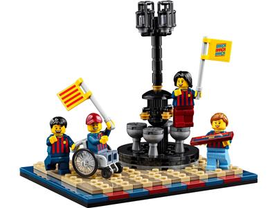 40485 LEGO FC Barcelona Celebration thumbnail image
