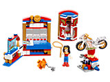 41235 LEGO Wonder Woman Dorm Room