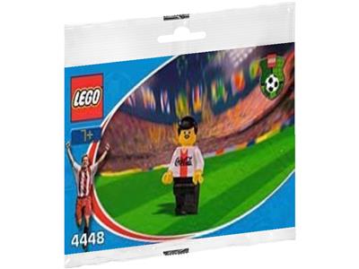 4448 LEGO Football Coca-Cola Defender 3 thumbnail image