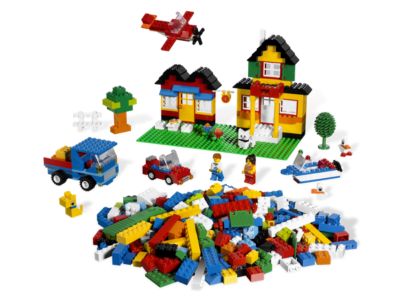5508 LEGO Deluxe Brick Box thumbnail image