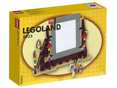 5923 LEGO Western Picture Frame thumbnail image