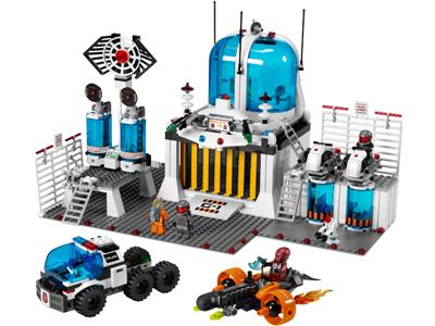 5985 LEGO Space Police Space Police Central thumbnail image