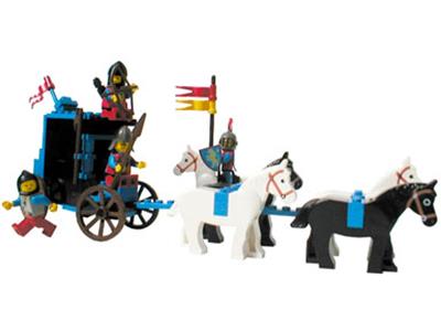 6055 LEGO Lion Knights Prisoner Convoy thumbnail image