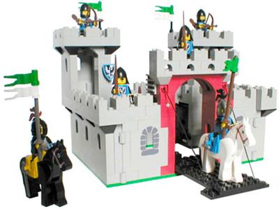 6073 LEGO Black Falcons Knight's Castle thumbnail image