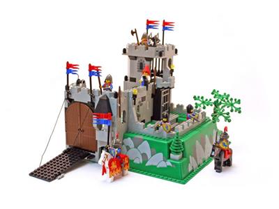 6081 LEGO Crusaders King's Mountain Fortress thumbnail image