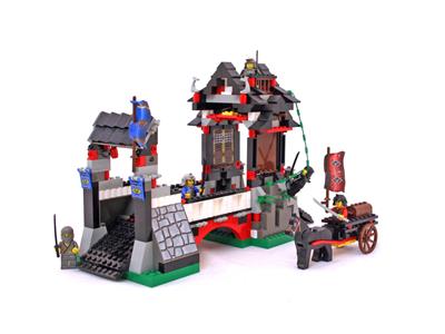 6089 LEGO Castle Ninja Stone Tower Bridge thumbnail image