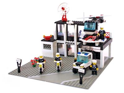6386 LEGO Police Command Base thumbnail image