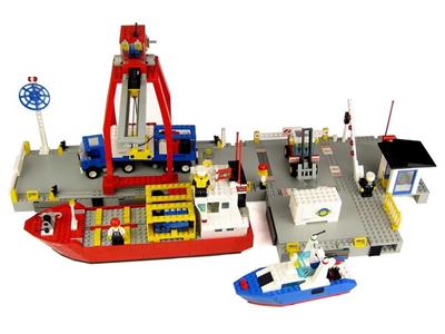 6542 LEGO Boats Launch & Load Seaport thumbnail image