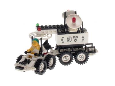 6770 LEGO Futuron Lunar Transporter Patroller thumbnail image