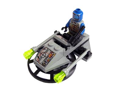 6816 LEGO UFO Cyber Blaster thumbnail image