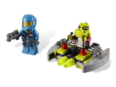 7049 LEGO Alien Conquest Alien Striker thumbnail image