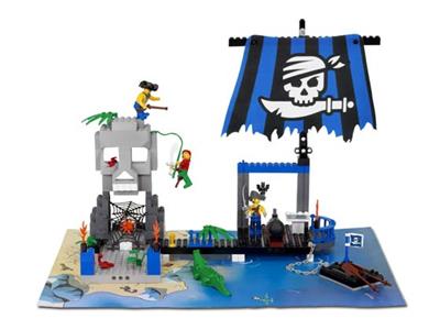 7074 LEGO 4 Juniors Pirates Skull Island thumbnail image