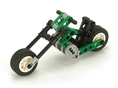 8208 LEGO Technic Microtechnic Custom Cruiser thumbnail image