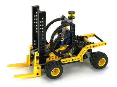8248 LEGO Technic Forklift thumbnail image