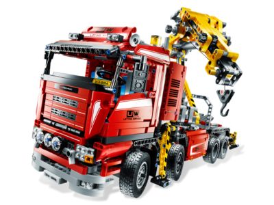 8258 LEGO Technic Crane Truck thumbnail image