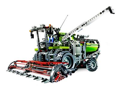 8274 LEGO Technic Combine Harvester thumbnail image