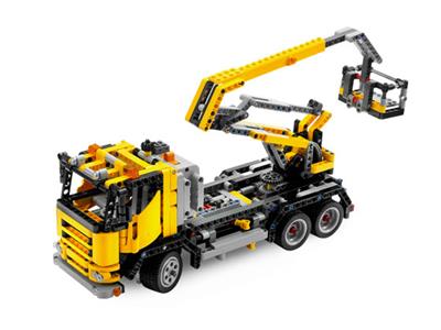 8292 LEGO Technic Cherry Picker thumbnail image