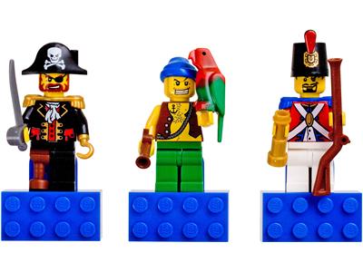 852543 LEGO Pirates Magnet Set thumbnail image