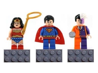 853432 LEGO Super Heroes Magnet Set thumbnail image
