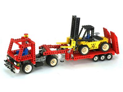 8872 LEGO Technic Forklift Transporter thumbnail image