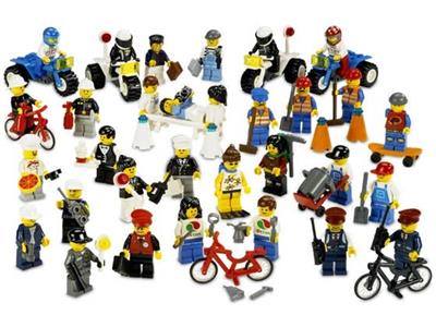 9247-2 LEGO Education Community Workers thumbnail image