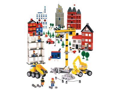 9322 LEGO Education Town Developers Set thumbnail image