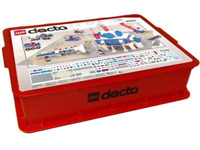 9355 LEGO Dacta Space Theme Set thumbnail image