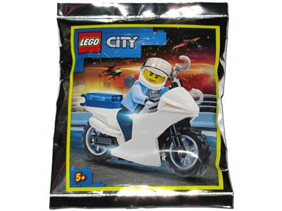 952001 LEGO City Motorcycle Cop thumbnail image