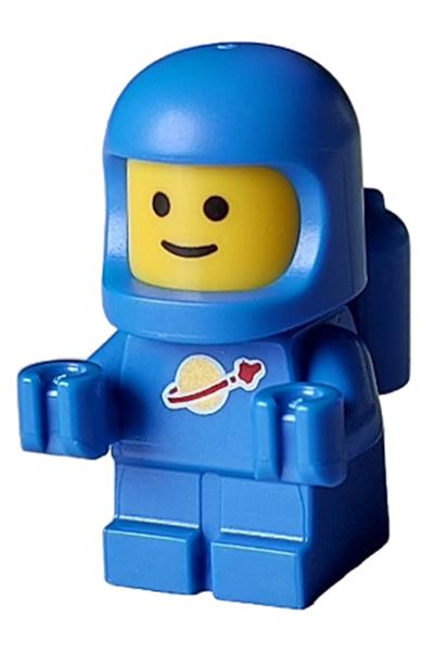 LEGO Classic Space Baby Blue Minifigure sp140 | BrickEconomy