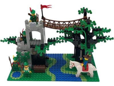 Popular Vintage 6071 Forestmans Crossing With Minifigures