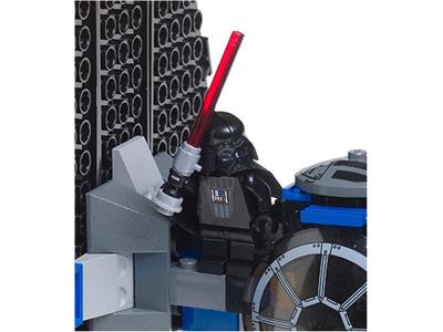 Lego Star Wars Dark Vador avec sabre laser lumineux Darth Vader with  Light-Up Lightsaber sw0117 du set 7263