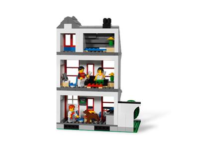  LEGO City House (8403) : Toys & Games