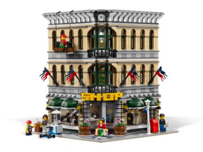 LEGO 10211 Grand Emporium | BrickEconomy
