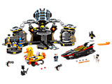 LEGO's BATMAN RETURNS Batcave Shadow Box Set Delivers on the Details -  Nerdist