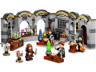 76431 LEGO Harry Potter Hogwarts Potions Class thumbnail image