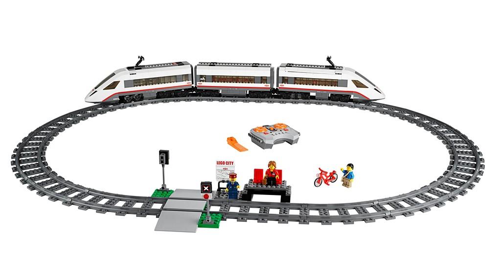 7897 Passenger Train BrickEconomy